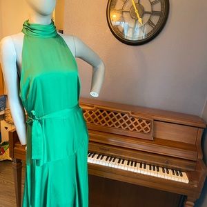 Elegant Vince Camuto Green Dress Mid length
